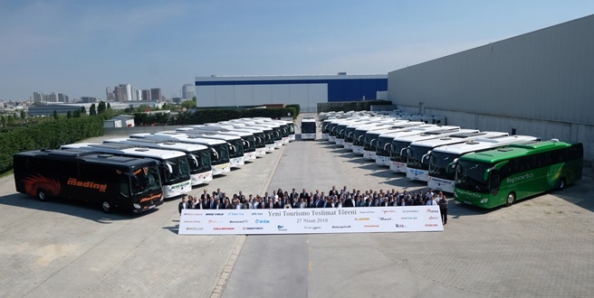 YENİ MERCEDES-BENZ TOURİSMO OTOBÜSLER FİLOLARDAKİ YERİNİ ALDI