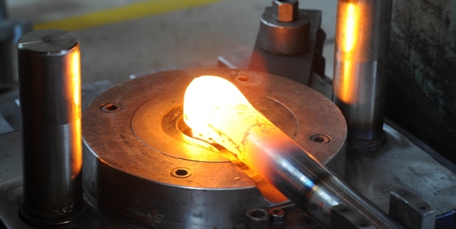 ÇEMTAŞ MERCEDES ‘in denge çubuğu yerli tedarikçisi olarak ihracatını arttırıyor