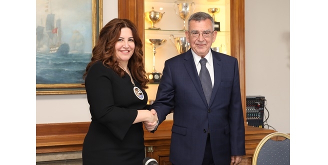 ŞADAN KAPTANOĞLU, DÜNYA DENİZCİLERİNİN BAŞKANI OLDU