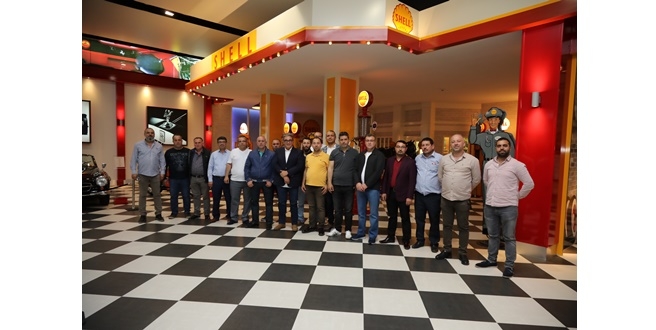 Shell Madeni Yağlar 23 ilde ustalarla buluştu