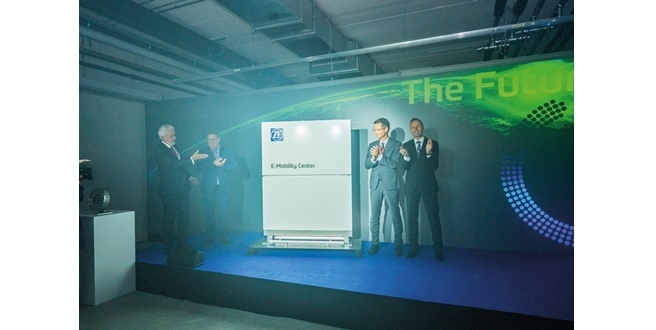 ZF, E-Mobilite Yatırımlarını Artırıyor