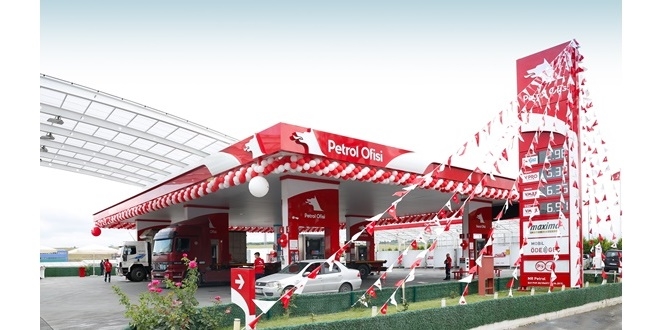 PETROL OFİSİ HALKALI ve ÜSKÜDAR’daki YENİ İSTASYONLARINI TÖRENLE HİZMETE AÇTI