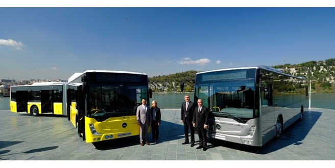 Mercedes Conecto Solo ve Conecto Körüklü tamamen yenilendi.