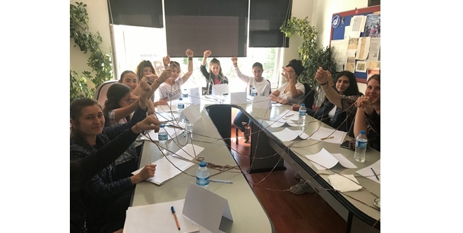 Mercedes-Benz Türk, Niğde’deki Yıldız Kızlar’la buluştu