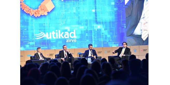 UTİKAD ZİRVE 2019 LOJİSTİK SEKTÖRÜNÜ İLERİ’YE DÖNÜŞTÜRDÜ