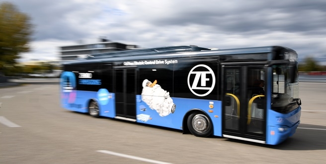 ZF, CeTrax Merkezi Elektrik Motoru ile İnovasyon Ödülü Kazandı