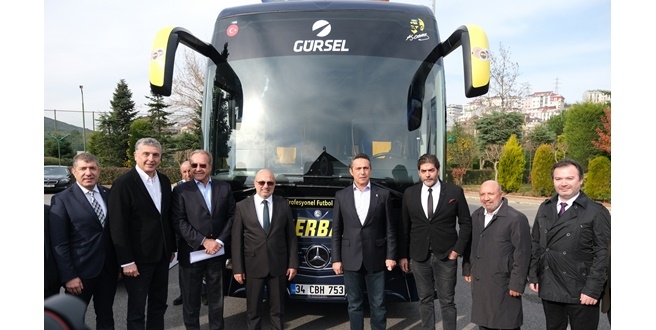 Gürsel Turizm’den Fenerbahçe Spor Kulübü’ne  özel tasarım Mercedes-Benz Tourismo