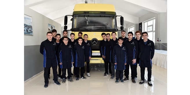 Mercedes-Benz Türk’ten  Mesleki ve Teknik Anadolu Liselerine 2019 Yılında Beş Yeni Laboratuvar