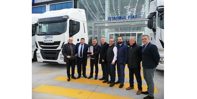 IVECO’dan Sittnak’a 17 adet Stralis çekici ..