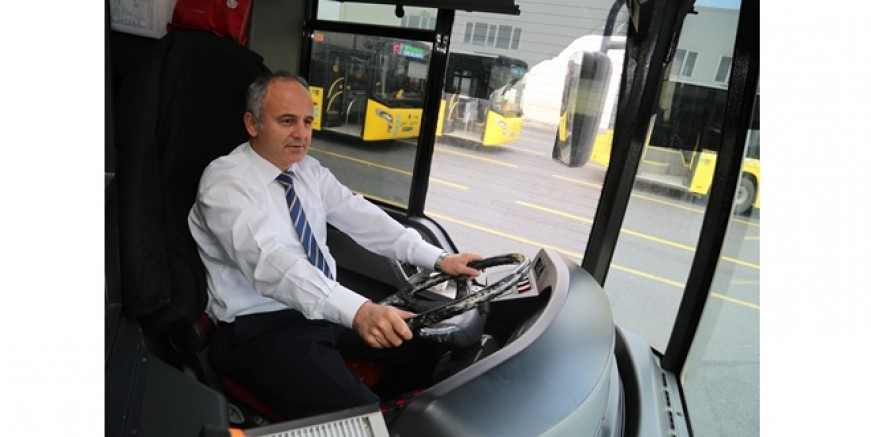 İstanbul’da otobüs seferleri sosyal mesafeye uygun planlandı