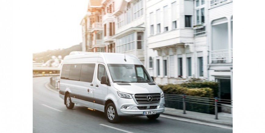 Mercedes-Benz Hafif Ticari Araçlar’dan, Niksar Turizm’e 20 adet Sprinter teslimatı