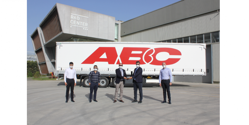 ABC Lojistik, 200 Adetlik Tırsan Tenteli Perdeli Maxima Plus Treyler İle Filosunu Güçlendirdi