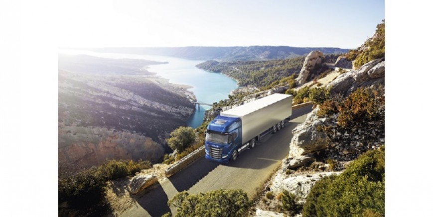 IVECO S-Way NP 460, “2021 Yılının Sürdürülebilir Kamyonu” Ödülünü kazandı