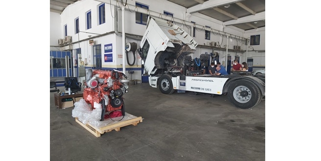 CNG (sıkıştırılmış doğal gaz) motoru ile yenilenmiş ilk TIR çekicimiz tüm onay ve sertifikaları tamamlanmış durumda trafiğe çıkmıştır….