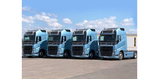 Volvo Trucks teslimatta hız kesmiyor:  Trans 33 Lojistik’e 5 adet Volvo FH500 TC kamyon