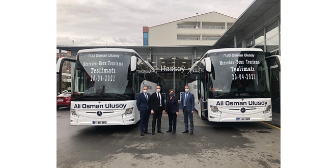 Ali Osman Ulusoy Seyahat, 20 adet Mercedes-Benz otobüs siparişinin ilk 2 aracını teslim aldı