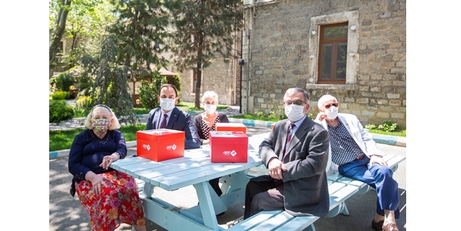 Aras Kargo’dan huzurevi sakinlerine bayram sürprizi