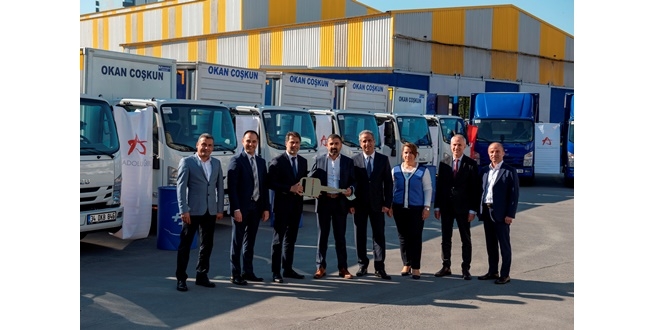 Anadolu Isuzu’dan Okan Coşkun Meşrubat’a 25 adet NPR 3D