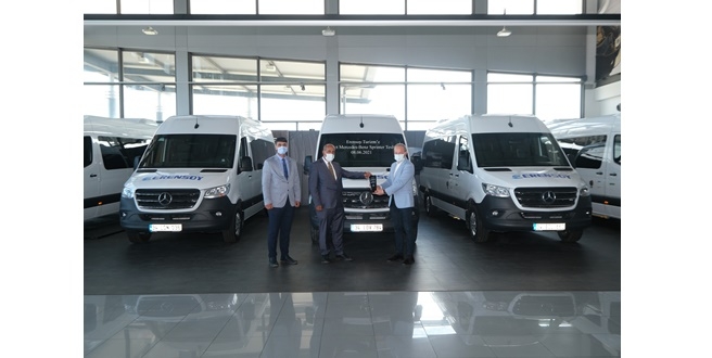 Erensoy Turizm’in 12 adet Mercedes-Benz Sprinter siparişi, son 5 aracın da teslimatı ile tamamlandı