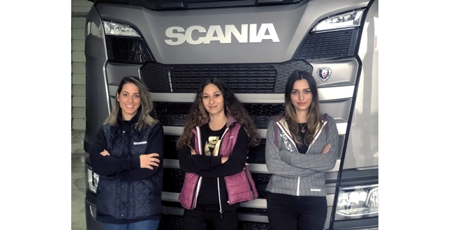 Scania Servislerine Kadın Eli Değiyor
