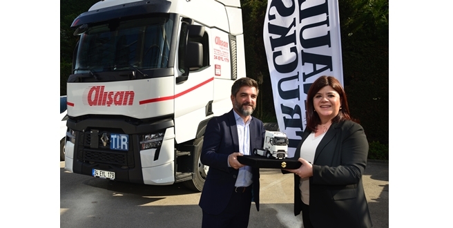 Alışan Lojistik, Renault Trucks T EVO serisi çekiciler ile filosunu güçlendiriyor.