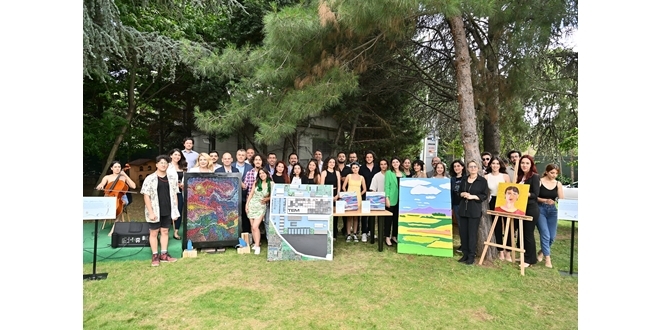 TEMSA Art Projesi ile otobüs artıkları sanata dönüştü