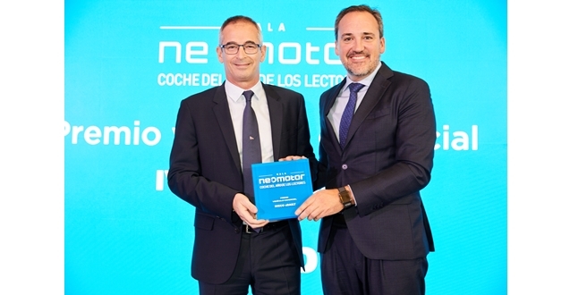 Neomotor’da ilk kez verilen “Yılın Ticari Aracı” ödülü Iveco eDaily’nin oldu