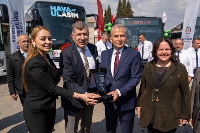 Denizli Büyükşehir Belediyesi, şehir içi ulaşımda Mercedes’i tercih etti