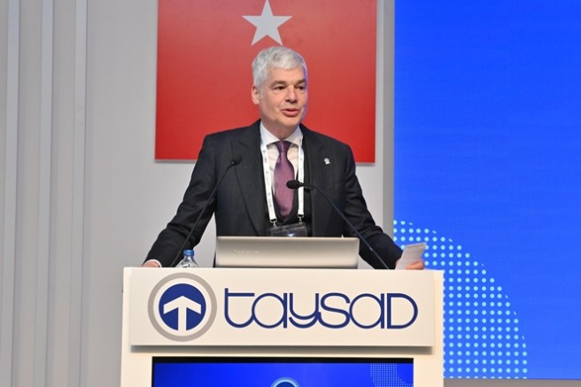 Türkiye Otomotiv Sektörü Üretimde Rekabetçiliğini Kaybediyor