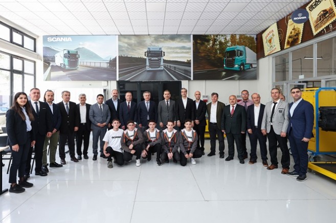 Scania Türkiye’nin İlk Laboratuvarı Geleceğin Teknisyenlerini Yetiştirecek