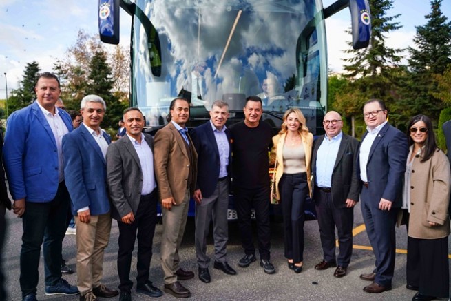 Mercedes-Benz Travego Fenerbahçe için özel olarak tasarlandı
