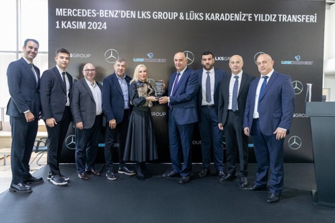 Mercedes-Benz Türk’ten LKS Group’a 16 Adet Mercedes-Benz Tourismo ve 1 Adet Travego Otobüs Teslimatı!