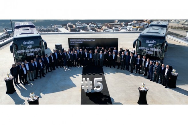 Mercedes-Benz Türk’ten Lüks Artvin Seyahat’e 5 Adet Mercedes-Benz Tourismo