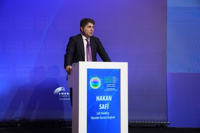 Safi Holding YKB Hakan Safi 14. Türkiye Enerji Zirvesi’nde “Yeşil Dönüşüm”e dikkat çekti.