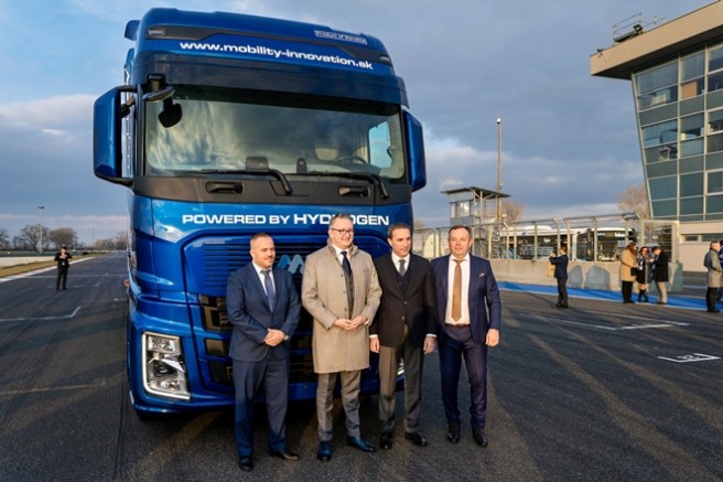 Slovakya’da Hidrojenli Kamyon Ford Trucks desteği ile hayata geçti