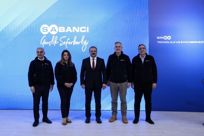 Brisa, Aksaray’da açtığı Brisa Teknoloji ve Etki Merkezi’nde gençleri yenilik ve teknoloji için harekete geçiriyor