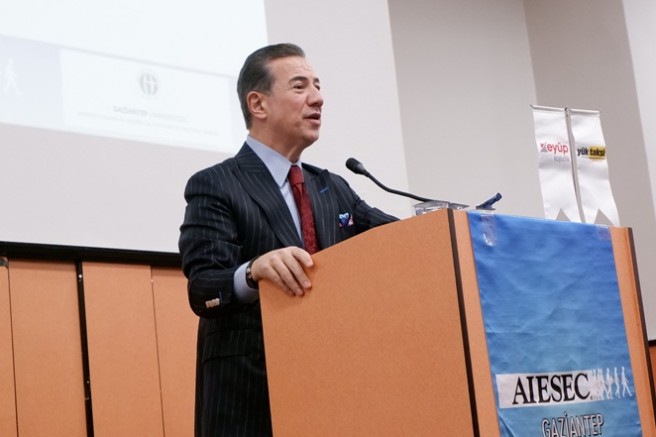 Eyüp Lojistik Yönetim Kurulu Başkanı Eyüp Bartık  Gaziantep Üniversitesi’nde Öğrencilerle Buluştu