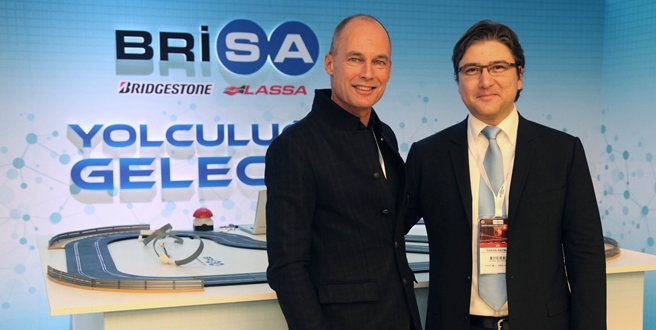 Güneş enerjili uçak Solar Impulse’ın tarihi dünya turunda Türkiye’yi Brisa temsil edecek