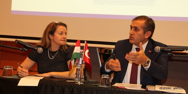 Macaristan’ın geçiş belgesi vermemesi nedeniyle 400 Tır kapıda kaldı