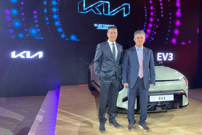 Yeni EV3 ve EV6, LOKMAN KOÇASLAN OTOMOTİV’de!