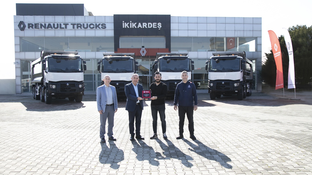 Kocabey Hafriyat , yeni Renault Trucks K kamyonları ile gücünü garantiliyor