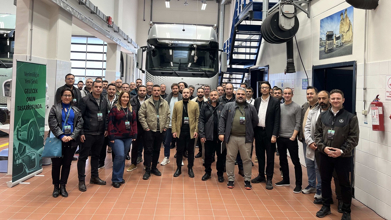 Mercedes-Benz Türk Yeni Actros L ’yi bayilerine eğitimlerle tanıtıyor 