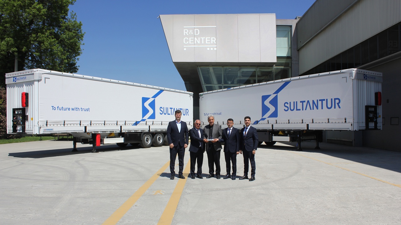 Sultantur filosunu 100 adet Tırsan treyler ile güçlendirdi