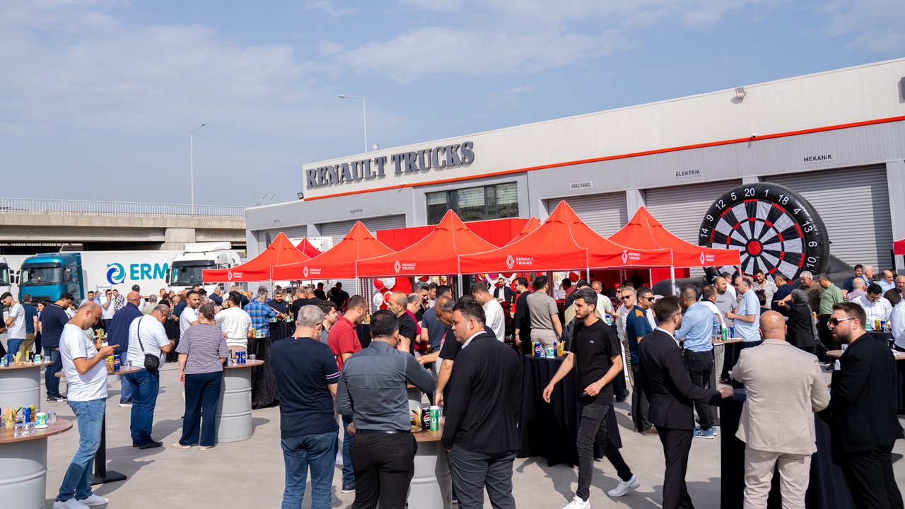 Dur durak bilmeyen Renault Trucks Fest şimdi de Mersin’deydi