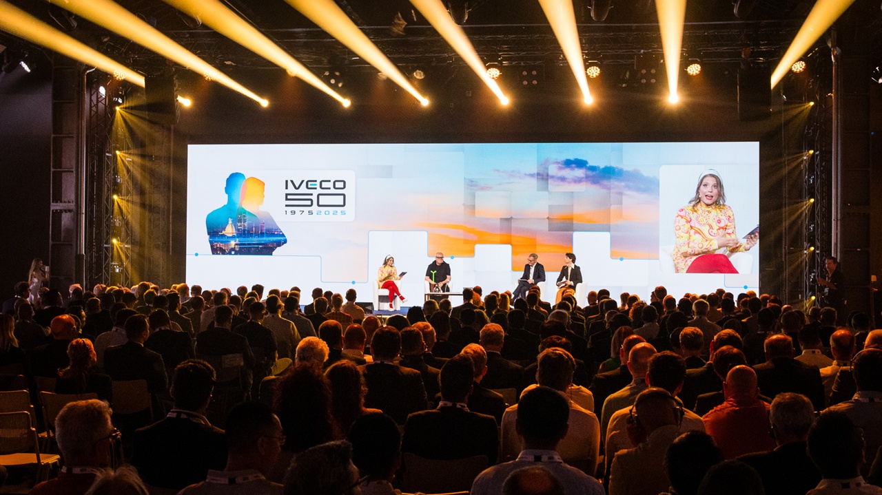 IVECO 50 Yıllık serüvenini Torino’da kutluyor