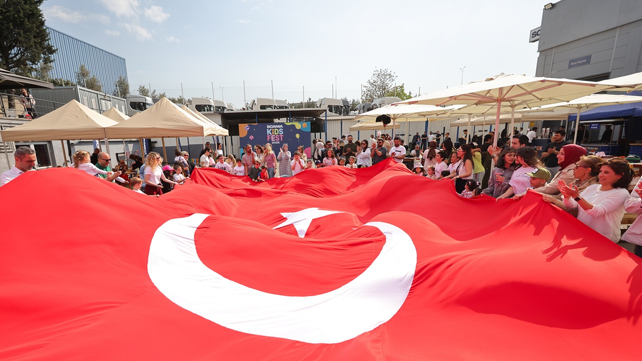 Minik Ellerle Büyük Fikirler: Scania Kids Fest Renkli Geçti