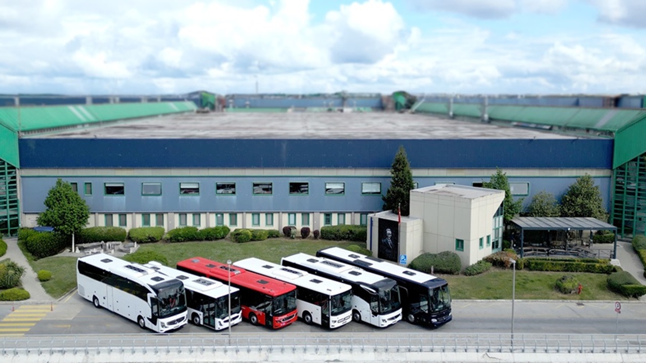 Mercedes-Benz Türk’ün Otobüs Üretimindeki Gücü Yıllara Meydan Okuyor