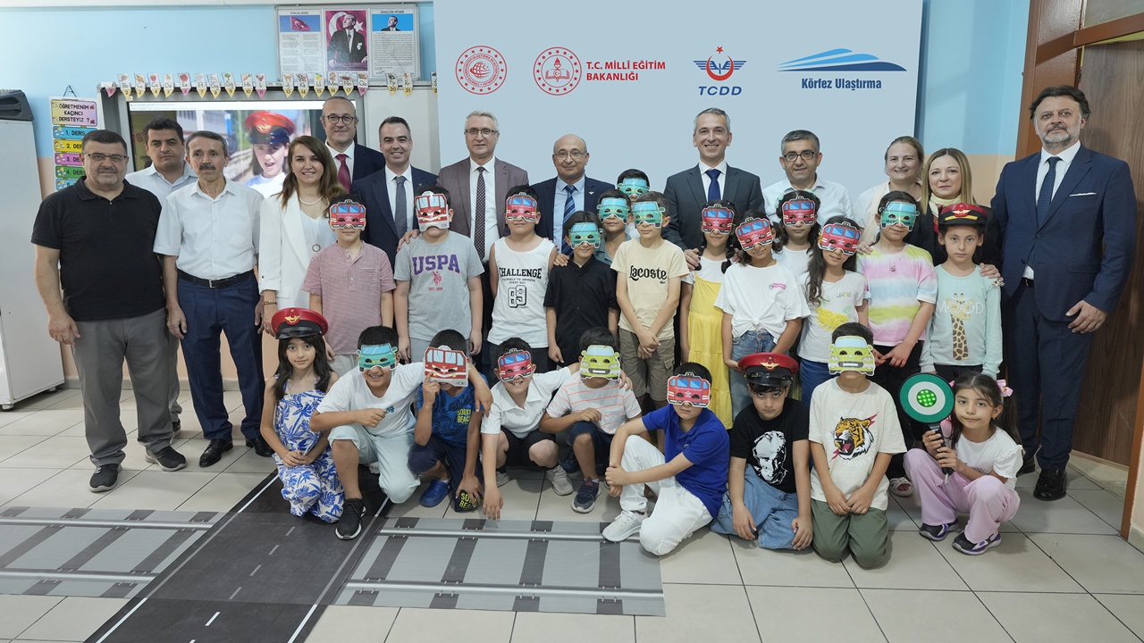 TCDD ile Körfez Ulaştırma’dan  Hemzemin Geçitlerde Emniyet Farkındalığı Projesi