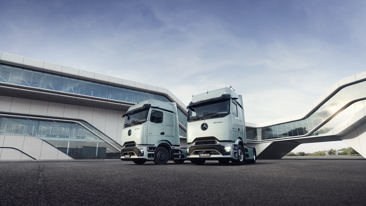 Mercedes-Benz Türk, Yeni Multimedya Kokpit 2 ile Sürüş Deneyimini Yeniden Tanımlıyor