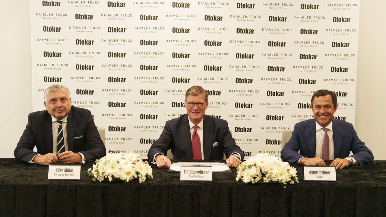 Otokar ve Daimler Buses Üretim Anlaşması İmzaladı